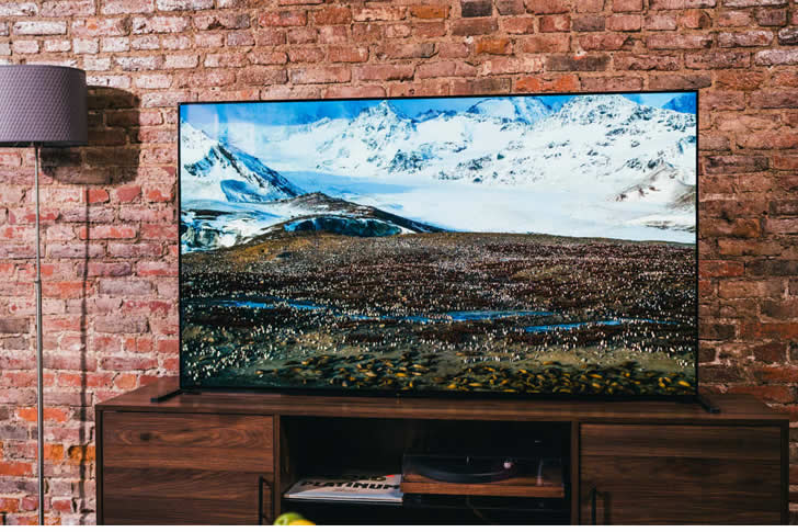 "Sony A90J OLED"