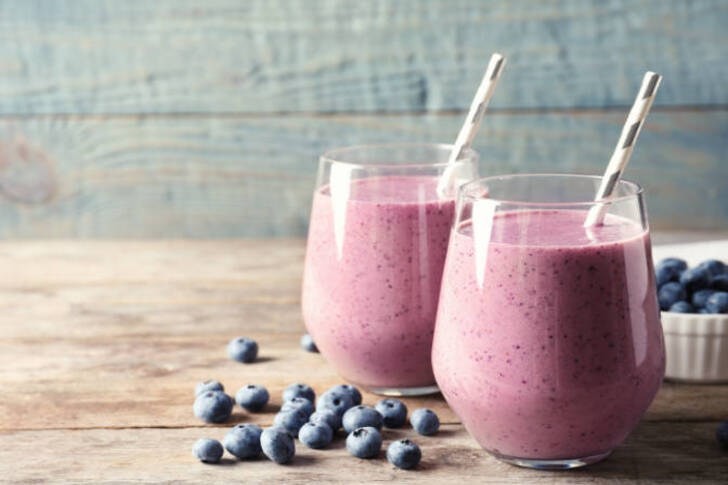 "Berry Smoothie: Flavorful and Supplement Thick"
