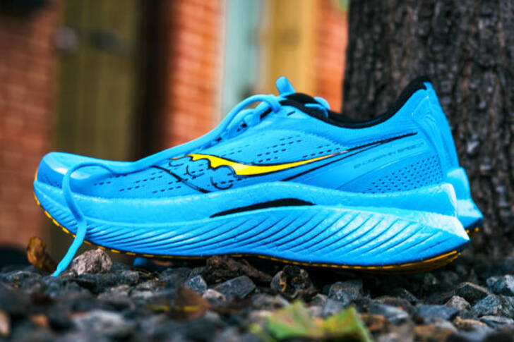 "Saucony Endorphin Speed 3"